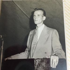 Meet your Posher, Lori